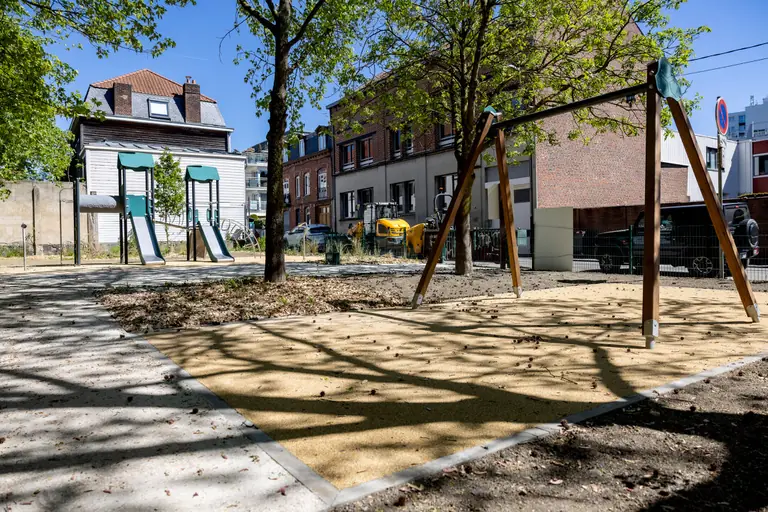 À Lille, des familles retrouvent un square sécurisé