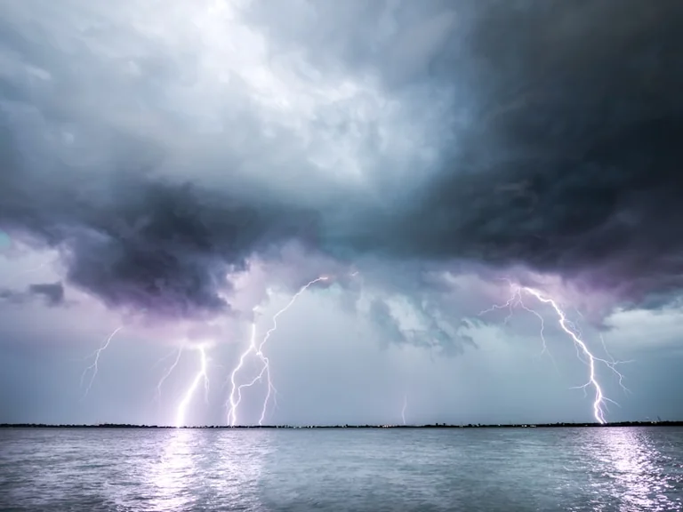 À Tours, cinq heures sous vigilance orange orage