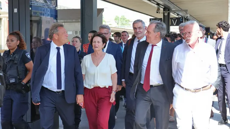 À Toulon, le train régional change le trajet quotidien