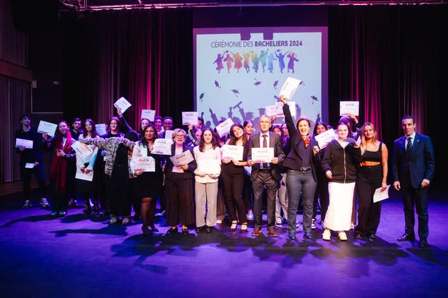 Cérémonie des bacheliers à Livry-Gargan : inscrivez-vous: ce qu'il faut retenir