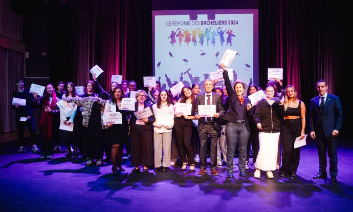 Cérémonie des bacheliers à Livry-Gargan : inscrivez-vous: ce qu'il faut retenir