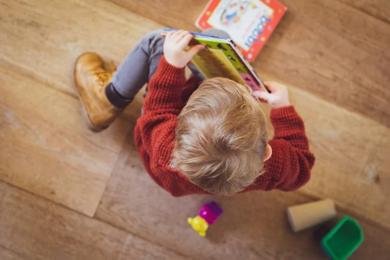 Nice : des contes du monde gratuits pour les enfants cet été