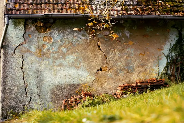 À Auxerre, des fissures chez vous ? Deux démarches comptent