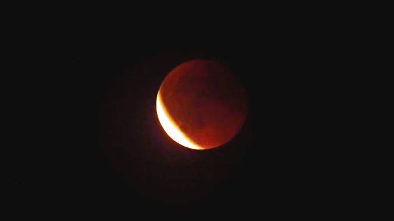 À Clichy, une chance de voir l’éclipse sans risque