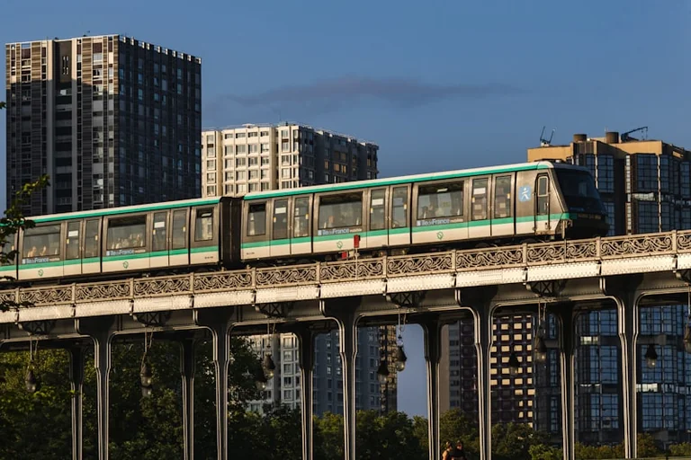À Nogent-sur-Marne, les voyageurs du RER A devront s’adapter