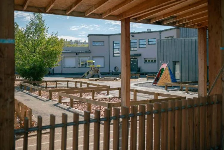 À Villeurbanne, trois cours pour enfants gagnent en fraîcheur