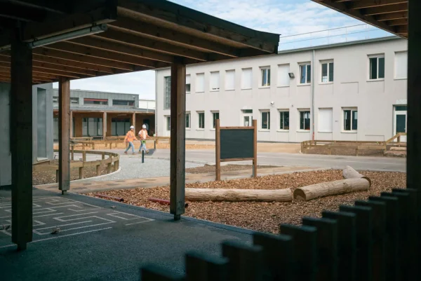 À Villeurbanne, trois cours pour enfants gagnent en fraîcheur