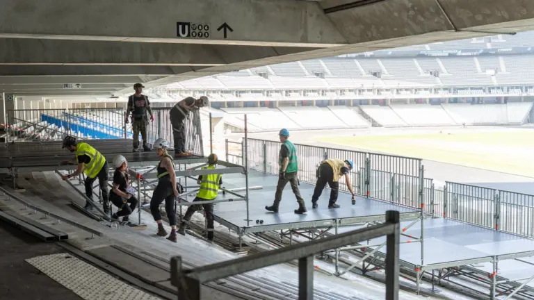 À Avignon, le stade Léon-Dulcy rouvre avec un terrain neuf