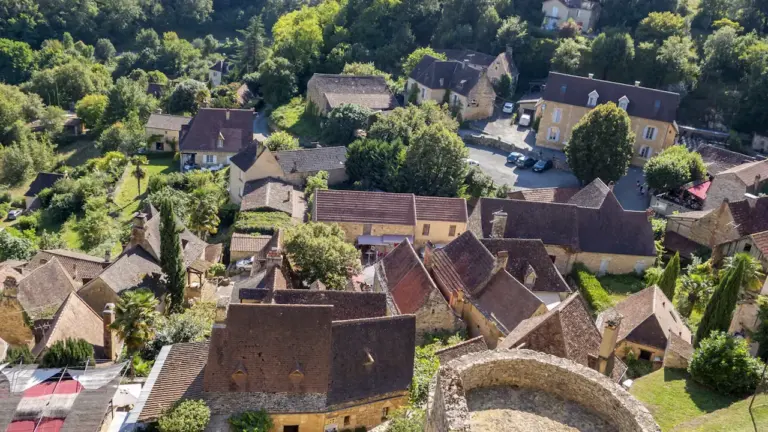À Fréjus, une jeune autrice mêle patrimoine et différence