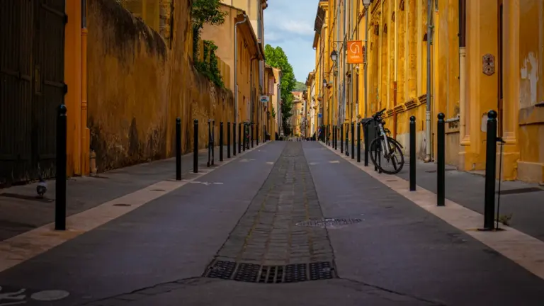 Aix-en-Provence : comment accéder au nouveau magazine municipal
