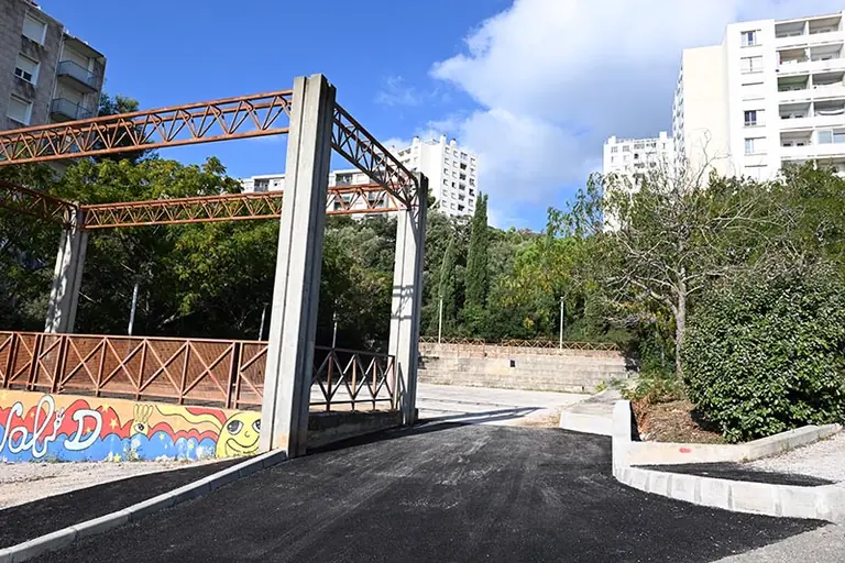 Hyères : le quartier Val des Rougières fait peau neuve avant son marché